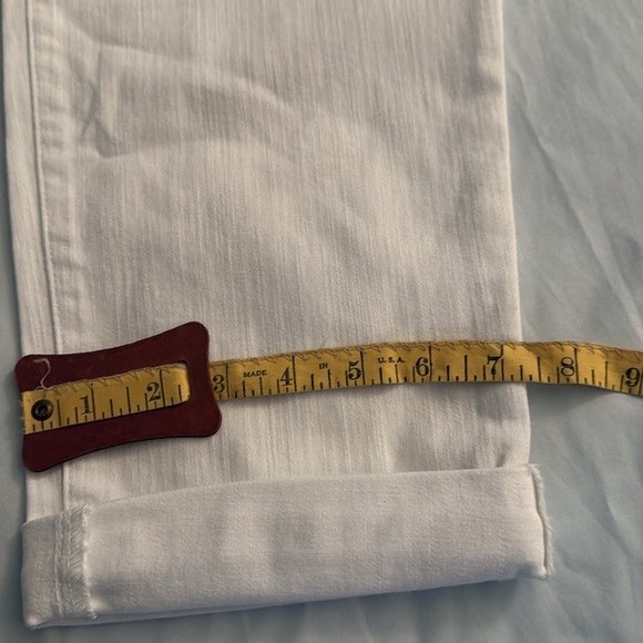 New Gloria Vanderbilt All Around Slimming Effect White Crop Roll-Up Pants - Picture 9 of 13